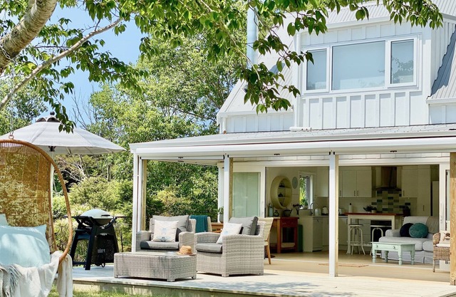 Songbird Cottage, a luxury dog friendly hideaway - sleeps 5