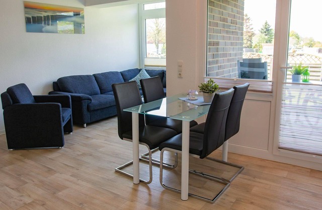 "Sonnenblick" in the Strandburg house. close to the beach and in a quiet location!