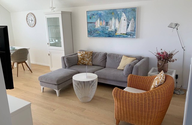 Sonnenschein - Kaminofen, Süd-balkon, Dusche, Infrarotsauna, Stellplatz, E-lades