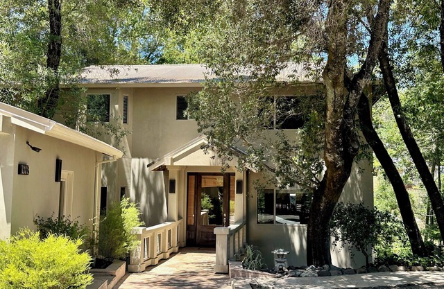 Sonoma Valley, Glen Ellen Secluded Wine Country Sophistication
