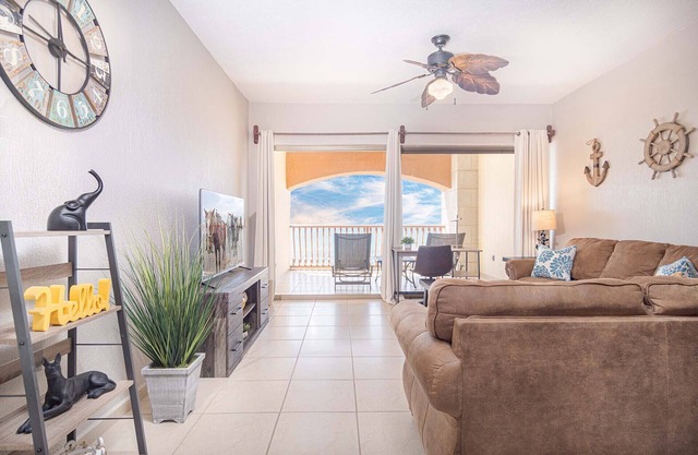 Sonoran Sun W-512 Sun Breeze Oasis 1 BR Ocean Front Condo