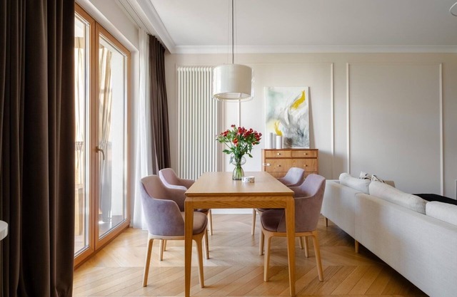 Sophisticated apartment in Old Mokotow district