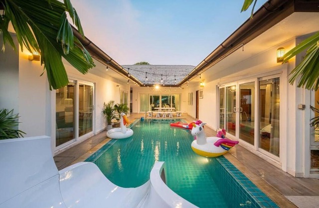 Sorrento Pool Villa Bang Lamung Pattaya