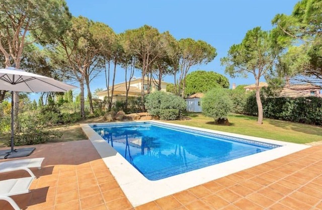 Sotogrande YOLO Spaces - White House Villa