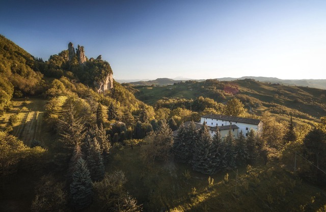 Sotto i Sassi - A relaxing experience immersed in the Emilian hill
