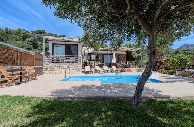 Souda bay cottage sea views, Private pool,Plakias