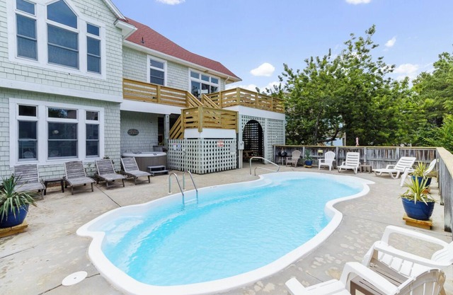 Soundside Corolla retreat, located in the luxurious community of Monteray Shores