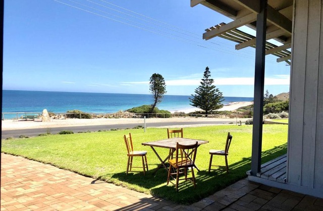 South Beach House 1 - 12 Gold Coast Drive