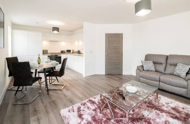 South Esk 5 - Modern 2 bed apartment