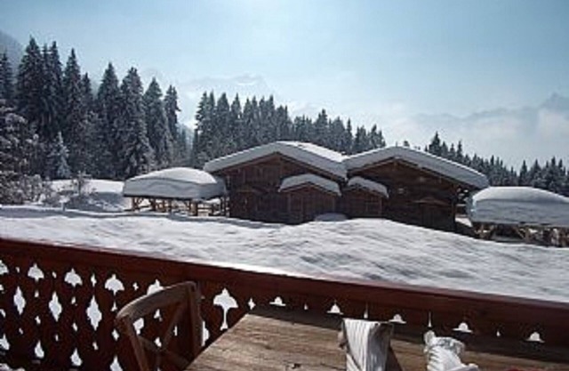 South Facing Apartment Spectacular Mountain Views