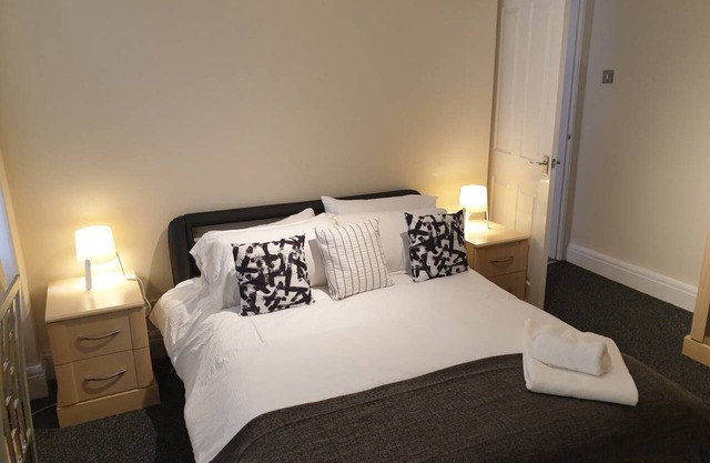 South Shield's Emerald 2 Bed Apartment