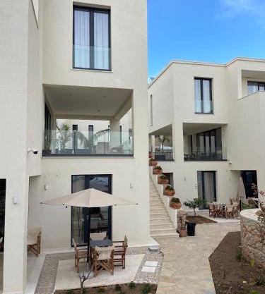 South Villas and Suites