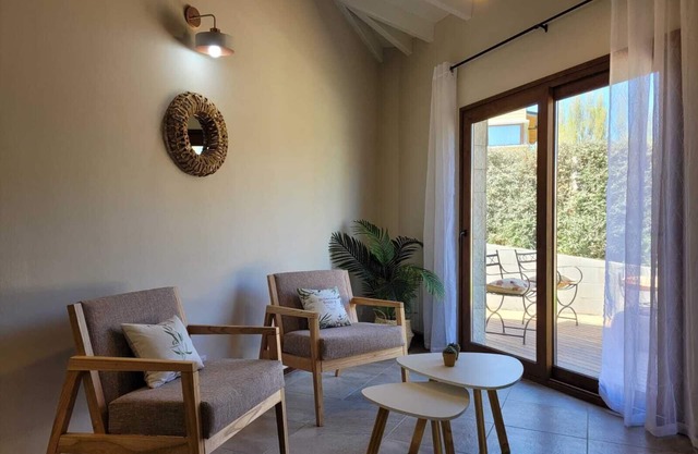 Southern airs. Minutes from Bariloche. Duplex on the ground floor with barbecue and parking
