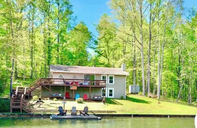 Southern Comfort Cabin-fire pit/kayaks/pet friendl