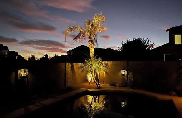 Southwest Charming Home -w- Heated Pool