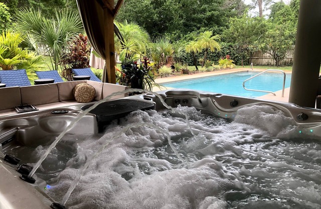 Space Coast 1BR/1Bath Apartment Sleeps 4-Close to Everything