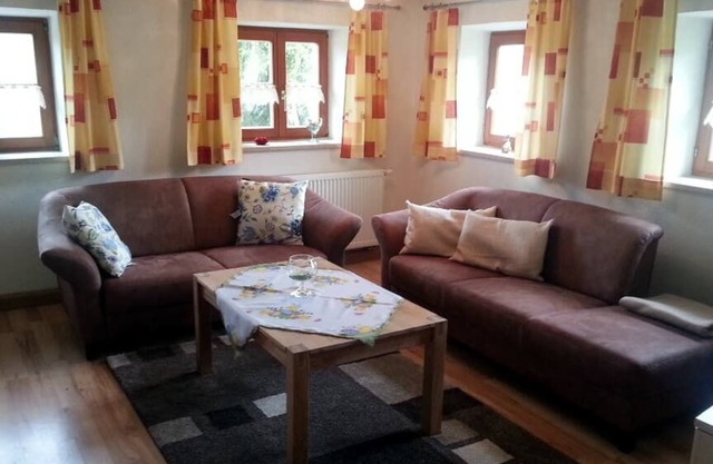 Spacious 100sqm apartment with terrace for 5 people