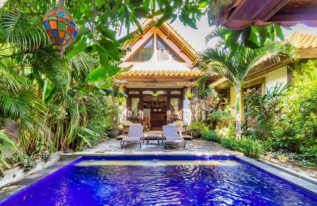 Spacious 10BR Villa Located In Jimbaran, Perfect For Group Getaways! - W/Pool!