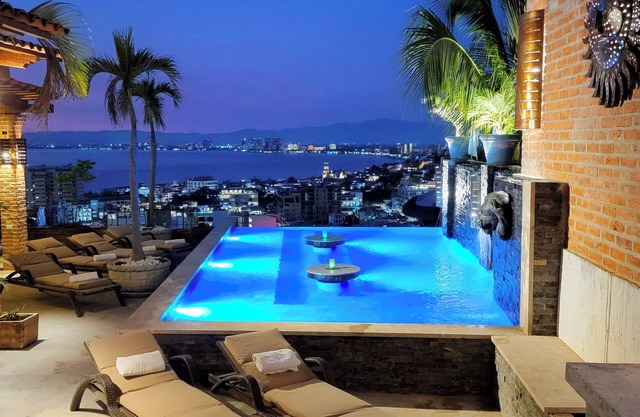 Spacious 15-Bedroom Villa with Stunning Bay Views