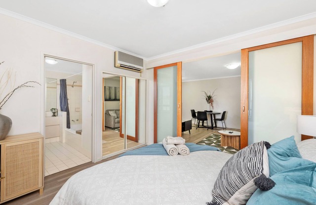 Spacious 1BDR | Fast Wi-Fi | Near RAC Arena & Elizabeth Quay