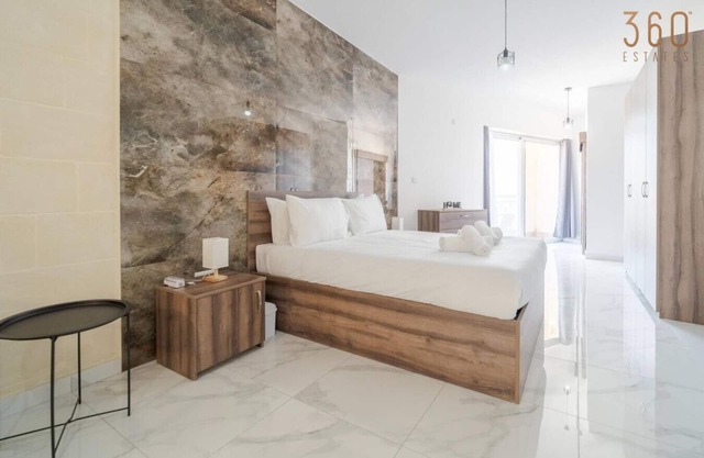 Spacious, 1BR home with comfortable bed in Tarxien