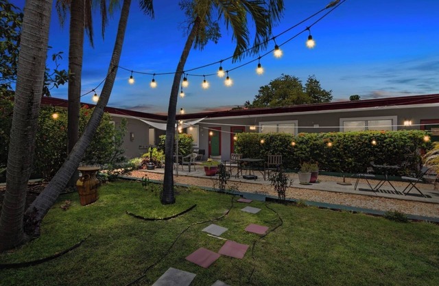 Spacious 1BR in Hollywood FL Pet-friendly, Parking