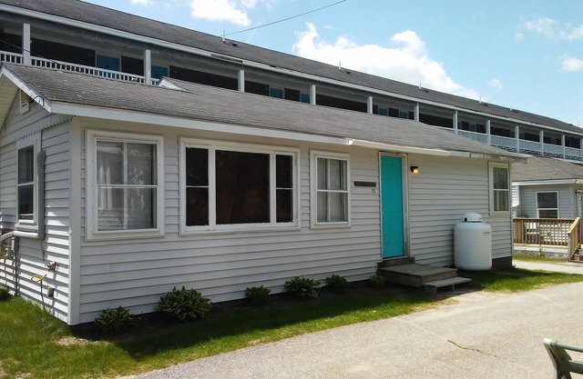 Spacious 1BR/2BA Cabin