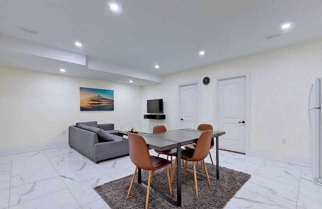 Spacious 2 Bedroom Basement