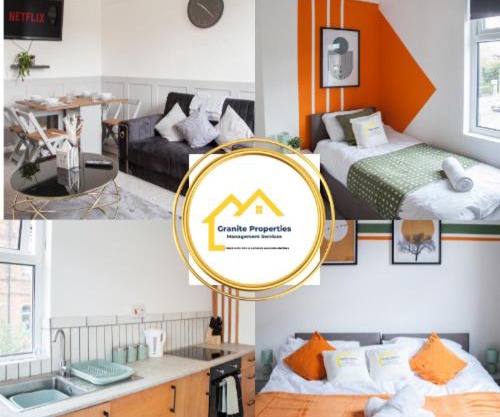 Spacious 2-Bedroom Flat with 4 Beds, Ideal for Contractors, Long Stay Deals