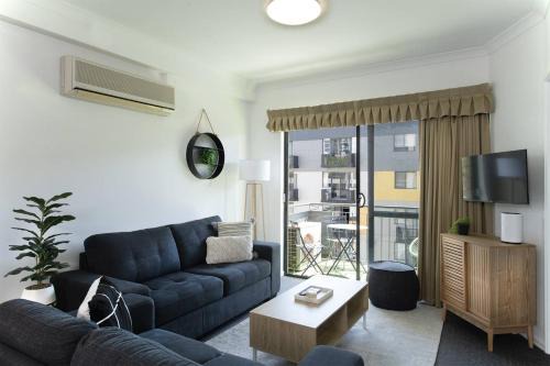 Spacious 2 Bedroom Pool & Gym Perthcbd,optus,waca