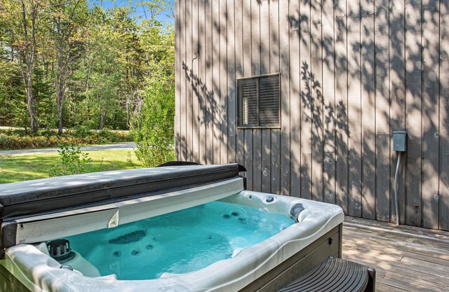 Spacious 2-story home w/ hot tub, screened-in porch, firepit, and BBQ