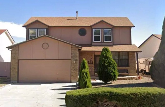 Spacious 3 BDR 2.5 BA House with Hot tub, BBQ, Fire Pit, Night View, Playground