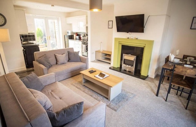Spacious 3 Bedroom Home on South Shields Coast