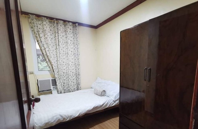Spacious 3-Bedroom Family-Sized Apartment