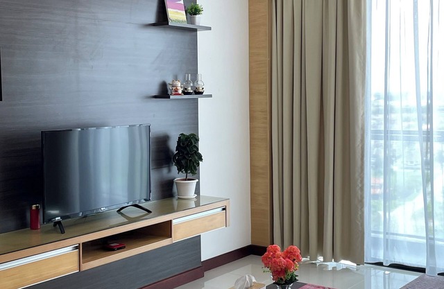 Spacious 3-bedroom apartment with AC, WiFi in charming Kuching