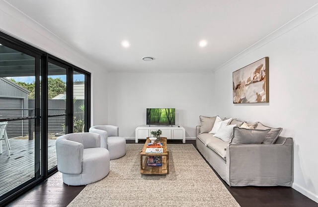 Spacious 3-Bedroom Home with Private Pool & BBQ