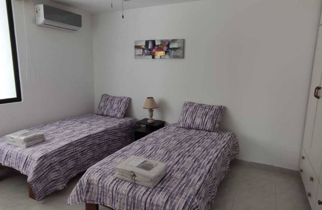 Spacious 3-bedroom apartment in charming Panama City with WiFi and AC