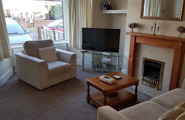 Spacious 3 bedroom townhouse, double, twin and kids bed