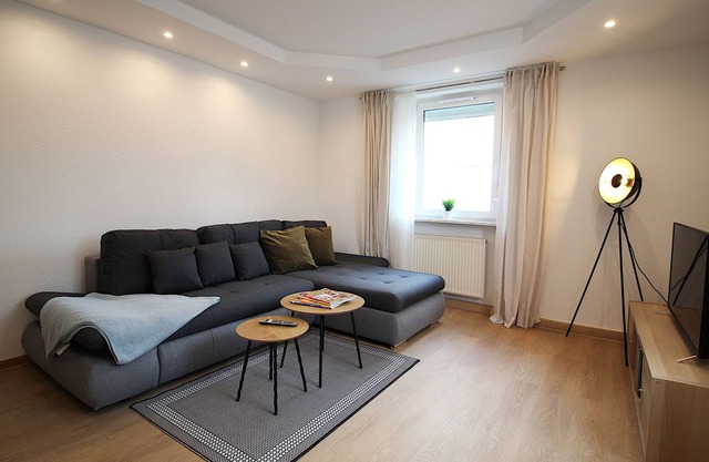 *Spacious 3-room apartment in Würzburg*