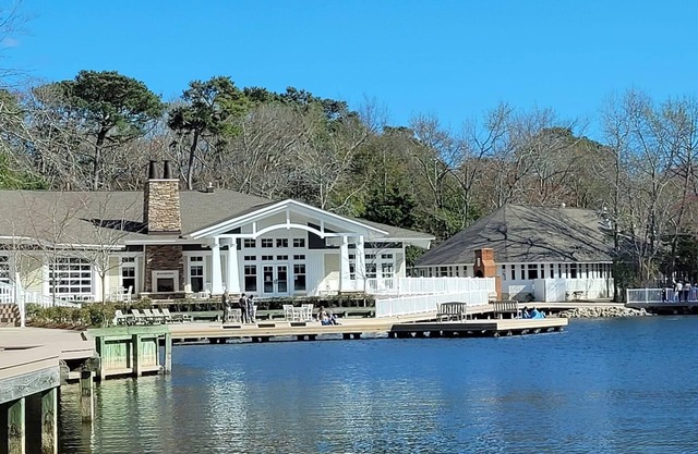 Spacious 4BR Condo - Best Resort Amenities on OBX!