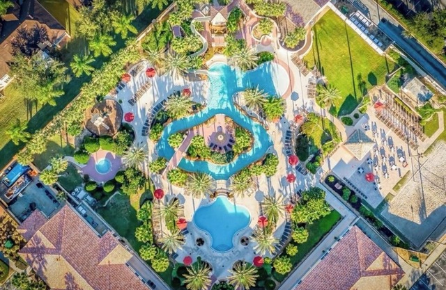 Spacious 4BR Family Resort Near Disney & Universal – Fun & Comfort Await!