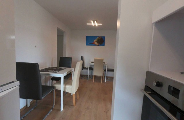 Spacious 5-bedroom house in Hemmingstedt with Wifi, free parking, terrace garden