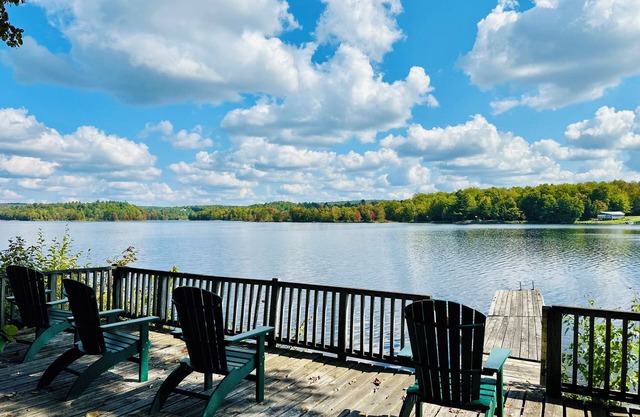Spacious 5-bedroom house in charming South Colton with AC, WiFi, great fishing!
