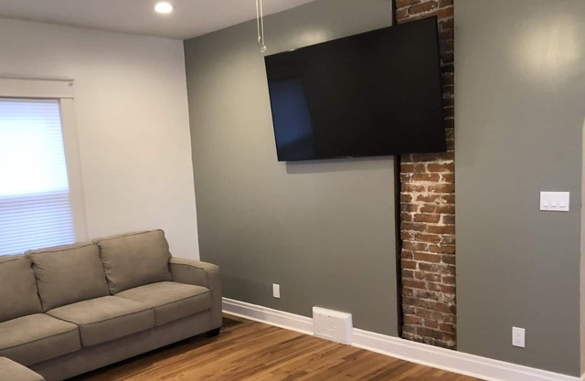 Spacious 5 Bedroom Home with Heated Pool