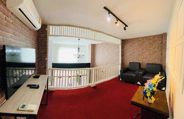 Spacious 5-bedroom 5.5 bathrooms townhome in Nimman with airport pick up