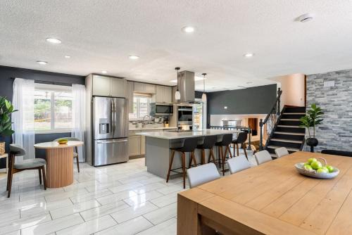 Spacious 5BR, Epic Backyard, Perfect Gatherings