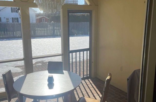 Spacious 7-bedroom house on quiet cul-de-sac in heart of Plattsburgh