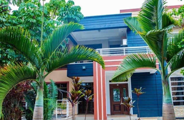 🏠 SPACIOUS 8 bedroom VILLA for rent in KIGALI-Kicukiro, Kagarama