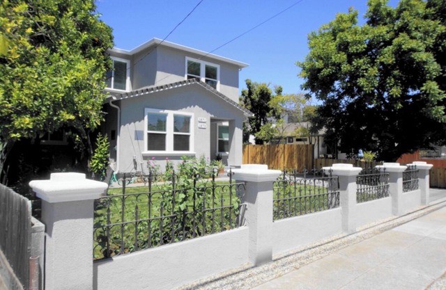 Spacious 9-bedroom/8-Bath Triplex in enchanting neighborhood of Santa Clara