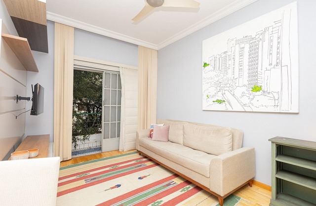 Spacious and charming 2 bedrooms in Pinheiros